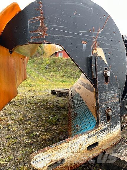  Øveraasen DEH285 Snežne deske in plugi