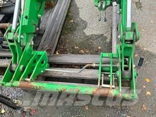  ryddesalg lastere Traktorji