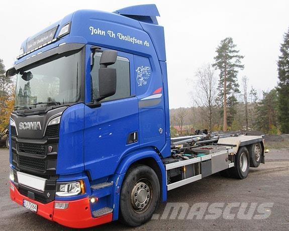 Scania R520 6x2*4 Razstavljivi tovornjaki z žičnimi dvigali