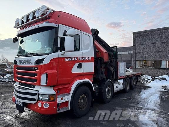 Scania R560 Tovornjaki z žerjavom