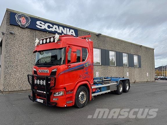Scania R650B6x4NB Razstavljivi tovornjaki z žičnimi dvigali