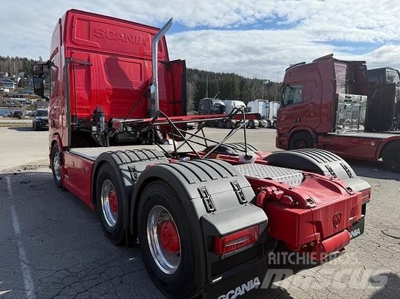 Scania R770 A6x4NB Vlačilci