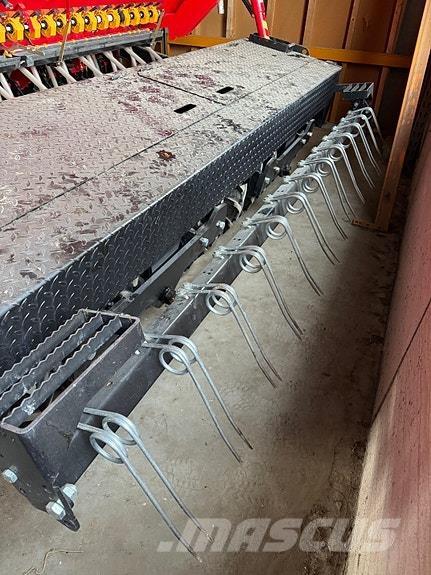 Simulta 3000ST Trosilniki mineralnega gnojila