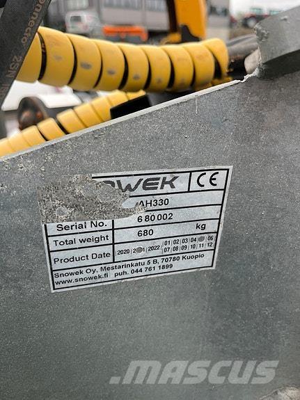 Snowek AH 330 Drugi stroji za cesto in sneg