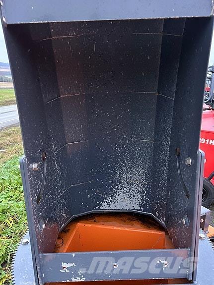 Snowline V-2500 Prikolica za splošno rabo