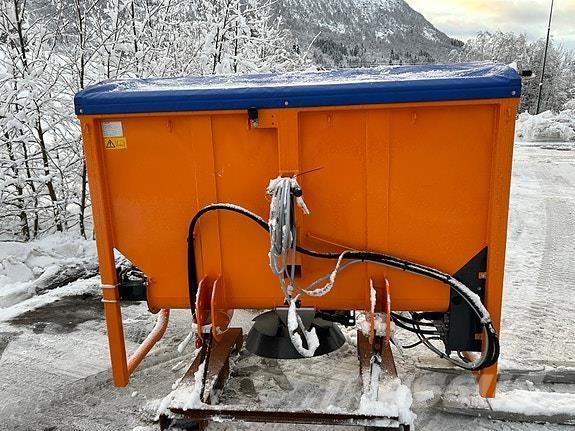  Traxos S15 VEP-490 Trosilci peska in soli