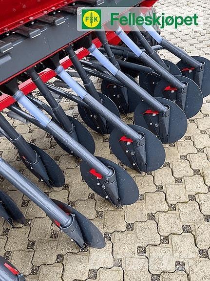 Tume CK 3000 Trosilniki gnoja