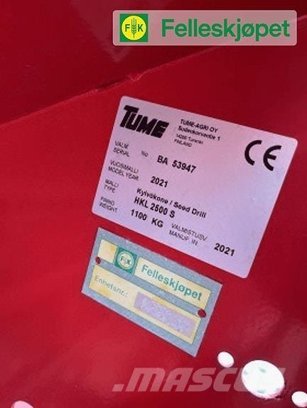 Tume HKL 2500S Trosilniki gnoja