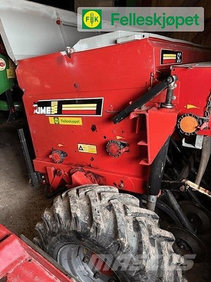 Tume kl 2500 Trosilniki gnoja