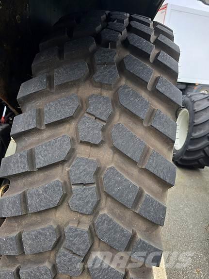 Valtra 6400 Traktorji