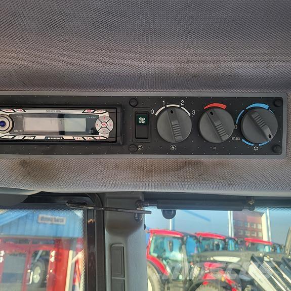 Valtra 6550 Traktorji