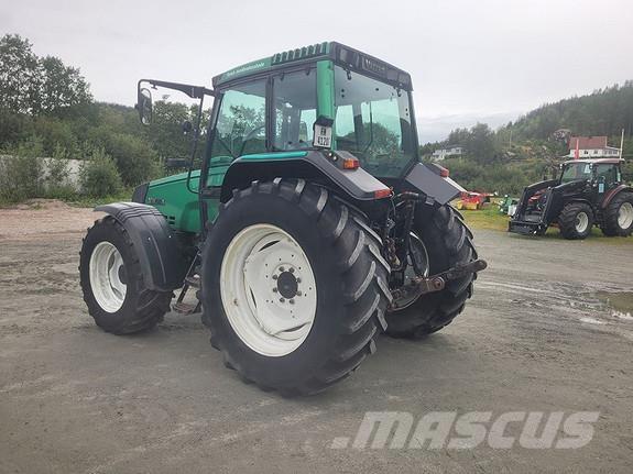 Valtra 6750-4 Traktorji