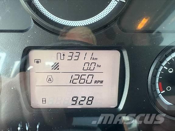 Valtra A 74 Traktorji