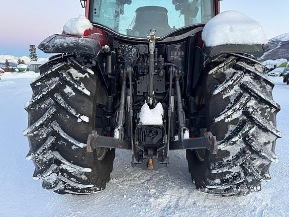 Valtra A105 H4 Traktorji