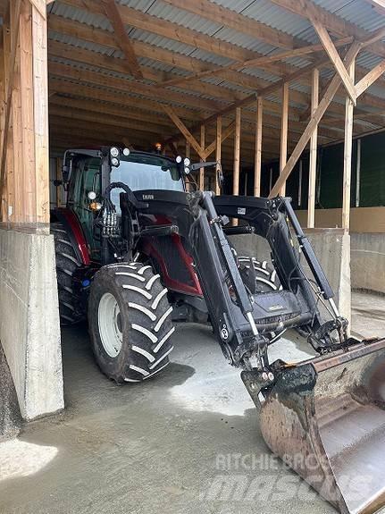 Valtra A105H4 Traktorji