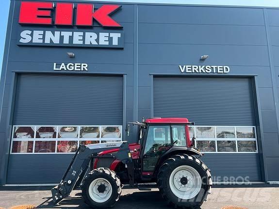 Valtra A72 Traktorji