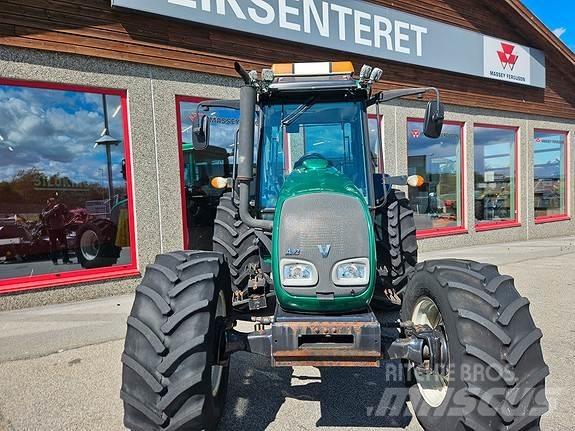 Valtra A92 Traktorji