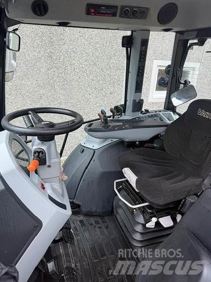 Valtra G 135 A Traktorji
