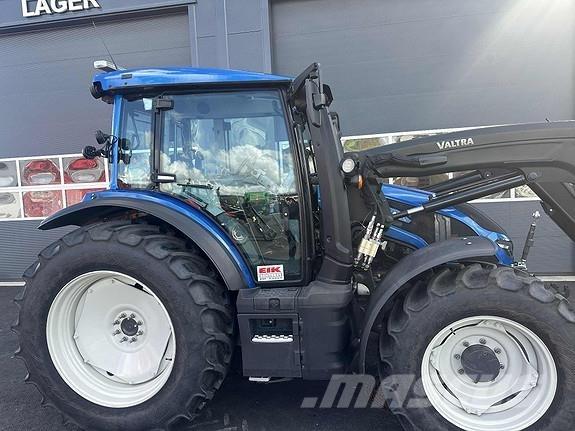 Valtra G135 Activ Traktorji