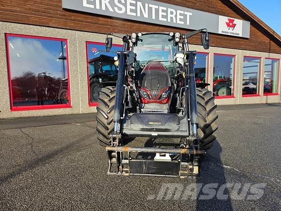 Valtra G135 Active Traktorji