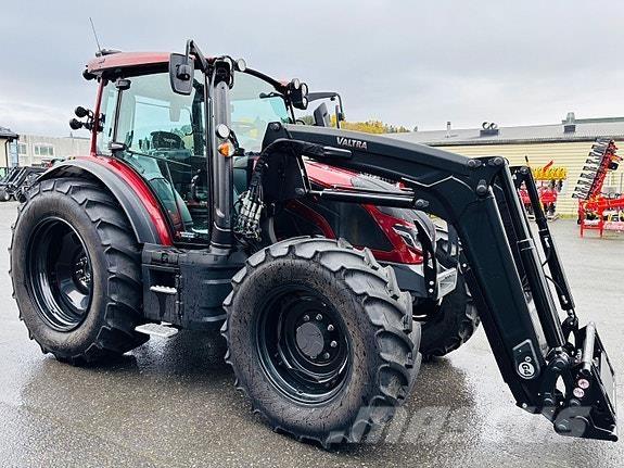 Valtra G135 Active Traktorji