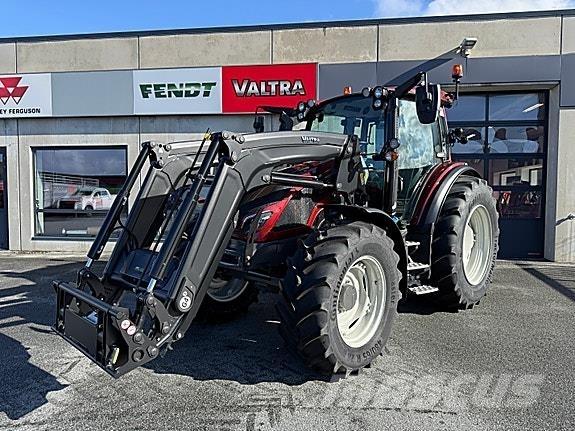 Valtra G135 Versu Traktorji