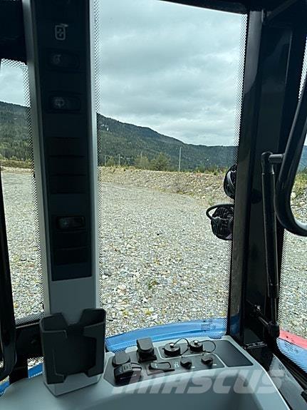 Valtra G135V Traktorji