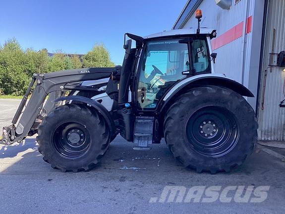 Valtra N 114E Traktorji