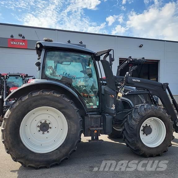 Valtra N104H5 Traktorji