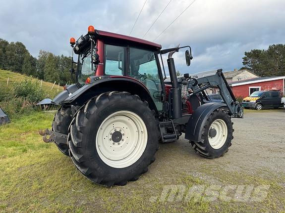 Valtra N113H3 Traktorji