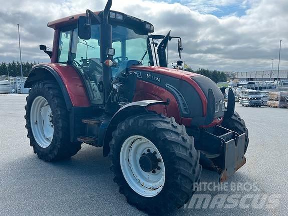 Valtra N142 D Traktorji