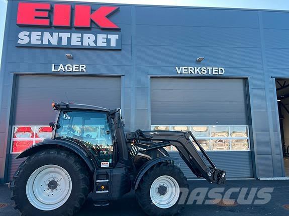 Valtra N155EH Traktorji