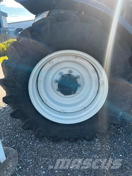 Valtra N155EH Traktorji