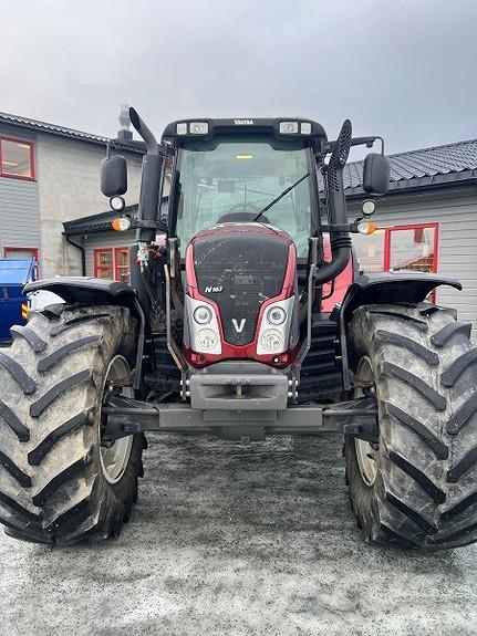 Valtra N163 Traktorji