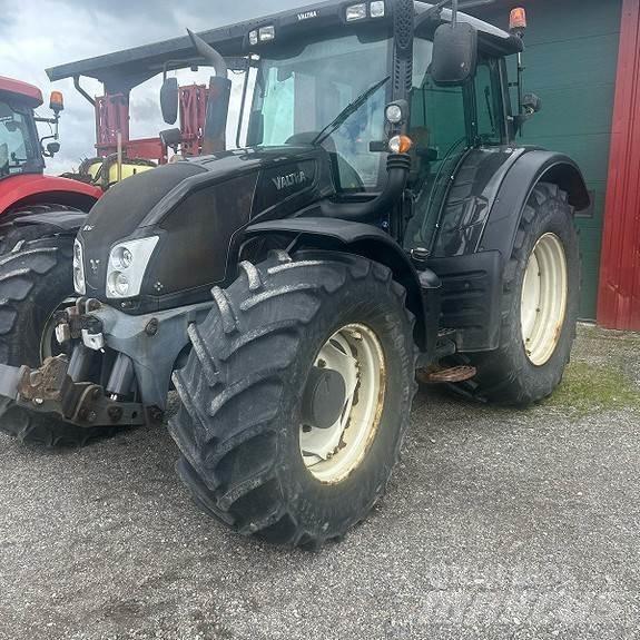 Valtra N163 Direct Traktorji