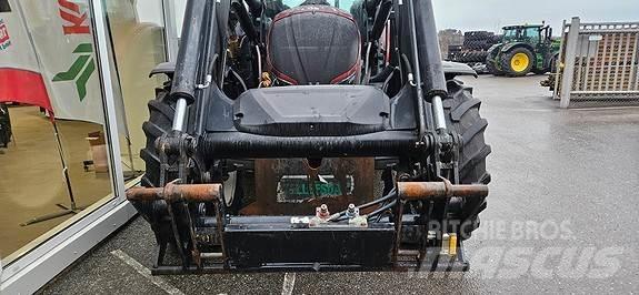 Valtra N174 Traktorji