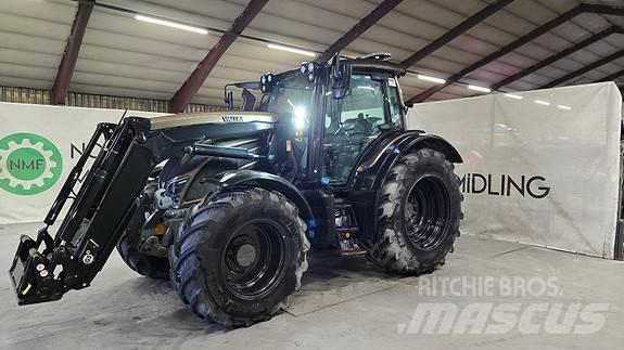 Valtra N174 Traktorji