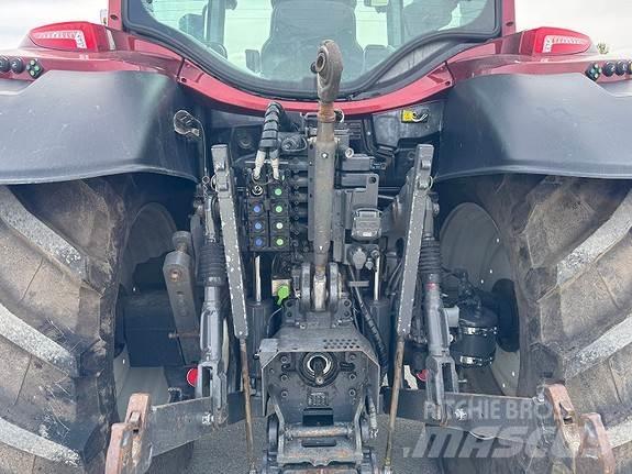 Valtra N174 Traktorji