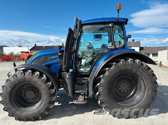 Valtra N174 Direct Traktorji