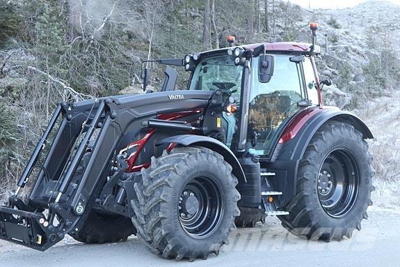 Valtra N174 Versu Traktorji