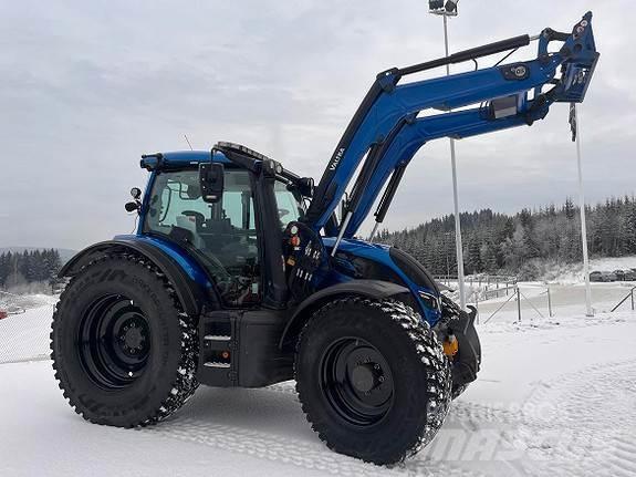 Valtra N174D Traktorji