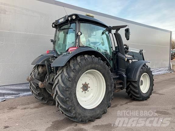 Valtra N174D Traktorji