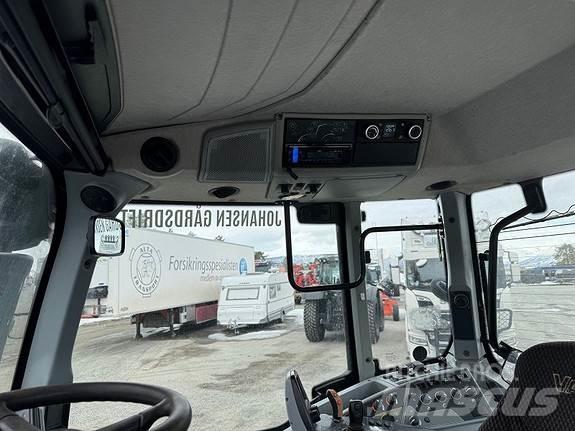 Valtra N174D Traktorji