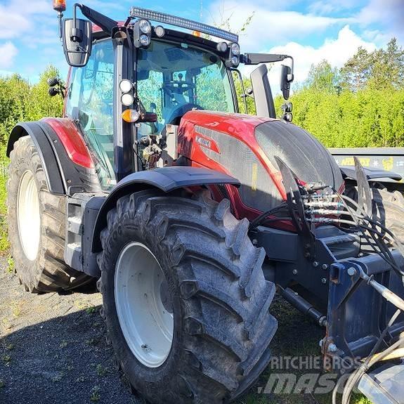 Valtra N174D Traktorji