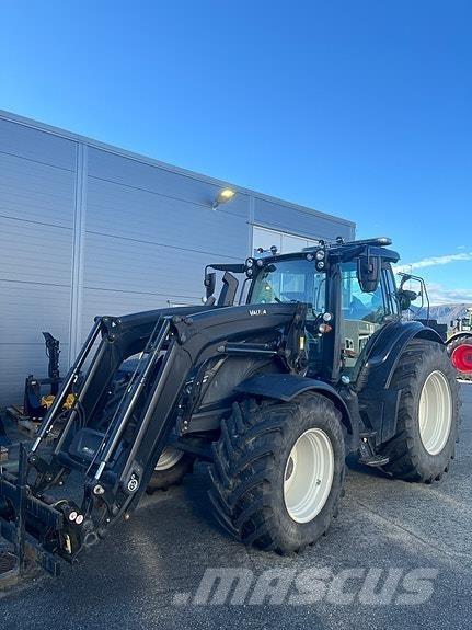 Valtra N174D Traktorji
