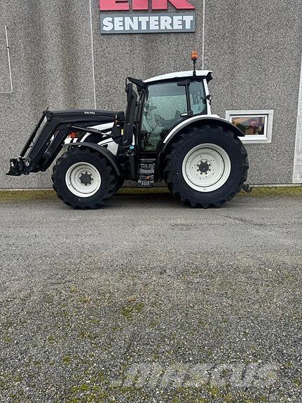 Valtra N174D Traktorji