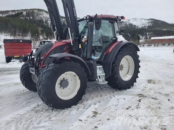 Valtra N174H Traktorji