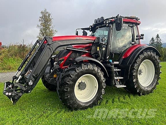 Valtra N175 Traktorji