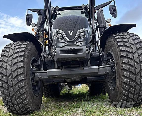 Valtra N175 Direct Traktorji