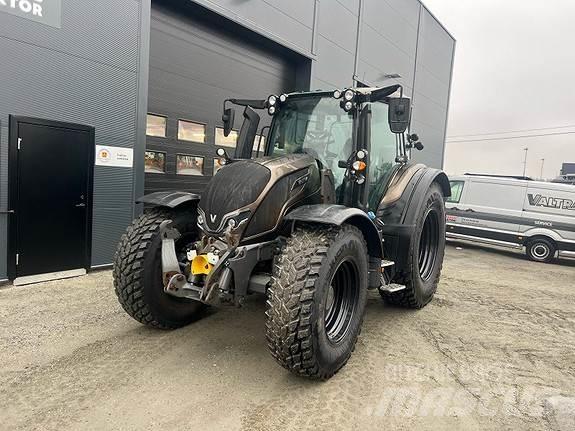 Valtra N175D Traktorji
